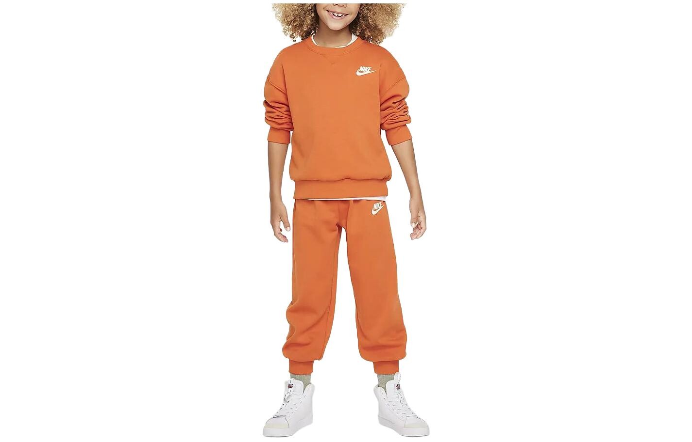 

Детская повседневная спортивная одежда Nike, цвет Campfire Orange + Campfire Orange