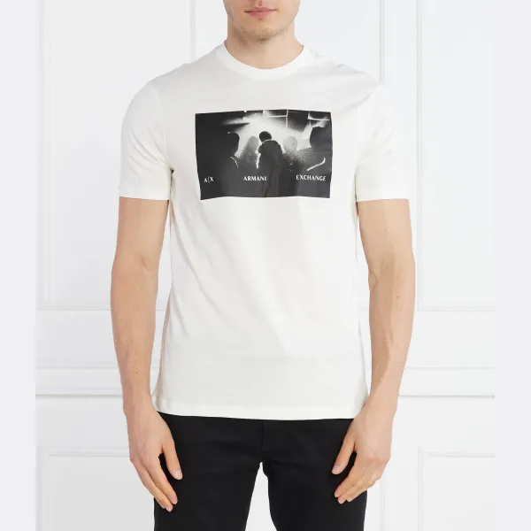 

Футболка стандартного кроя Armani Exchange, белый