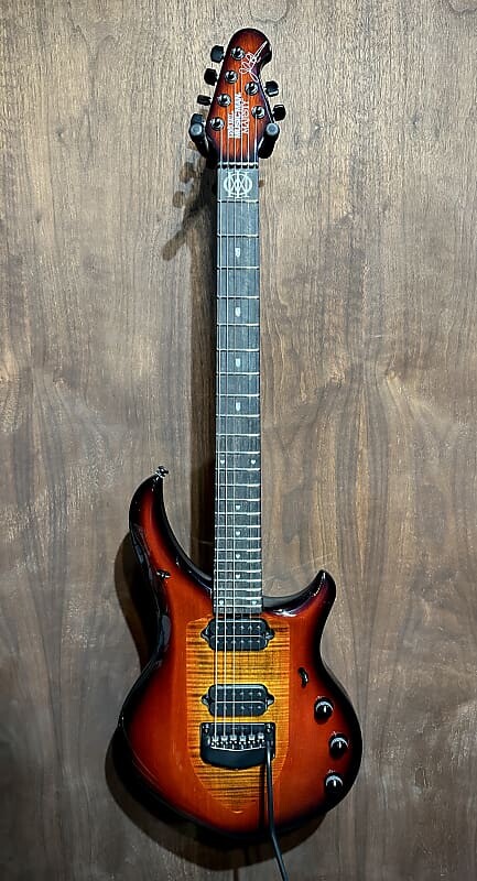 

Электрогитара Ernie Ball Music Man John Petrucci Signature Majesty 6 Ember Glow