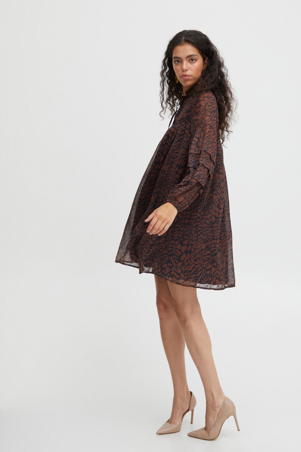 

Платье b.young Blusen BYHIMA SHORT DRESS, коричневый