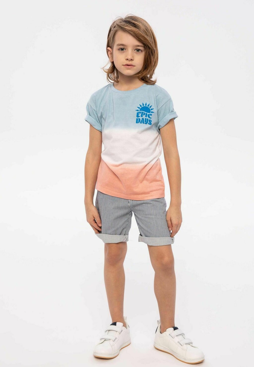 

Футболка с принтом DIP DYE SHORT SLEEVE MINOTI, цвет light blue white salmon