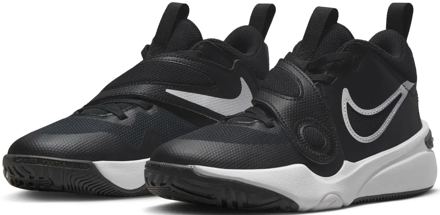 

Баскетбольные кроссовки Nike "TEAM HUSTLE D 11 (GS)", белый