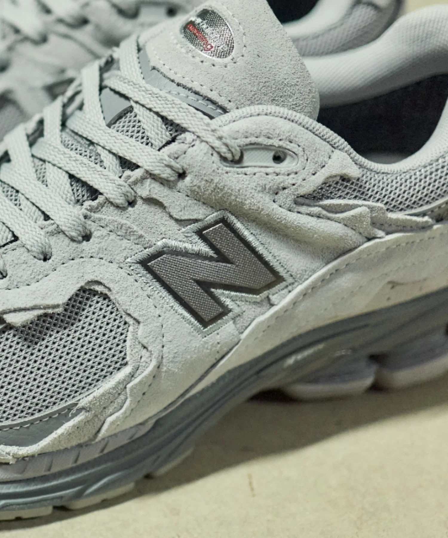 Мужские и женские кроссовки New Balance 2002RD GORE-TEX — фото 4