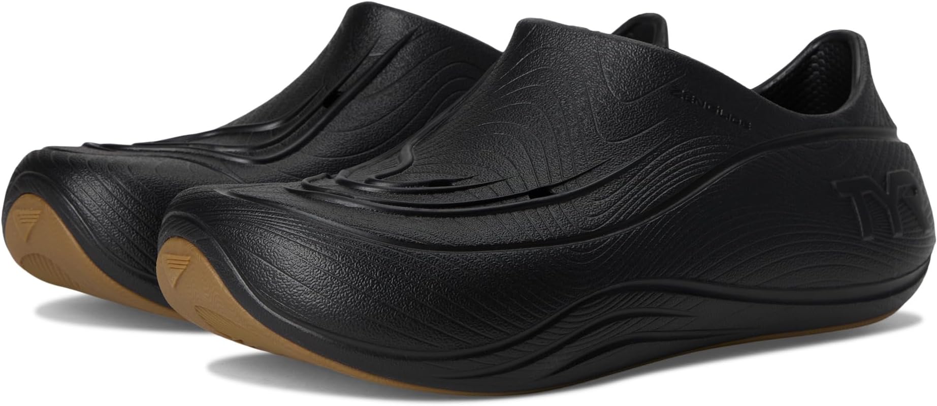 

Кроссовки TYR Zenglide, цвет Black/Gum