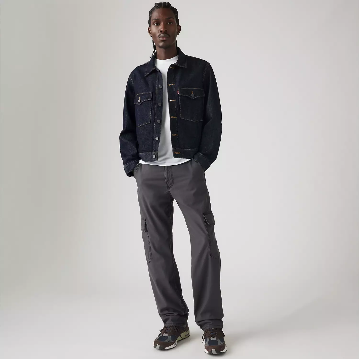 

568 Свободные прямые брюки-карго из твила для мужчин Levi's, цвет Dark Phantom - Black