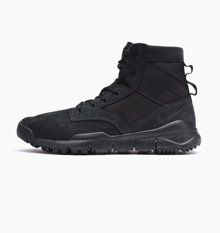 

Ботинки SFB 6 Inch NSW Leather Boot 'Black', черный
