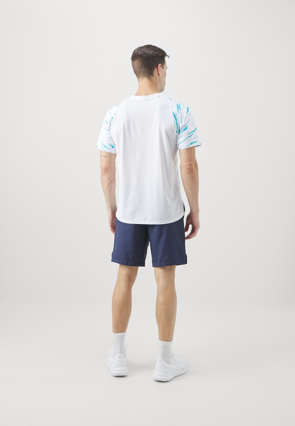 

Футболка с принтом GAME ASICS, белый