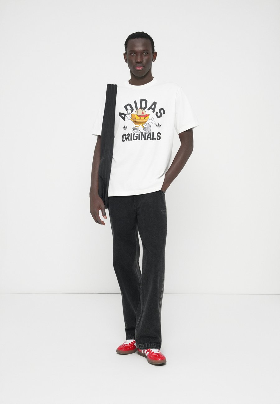 Футболка Adidas Originals Print T-shirt, White — фото 3