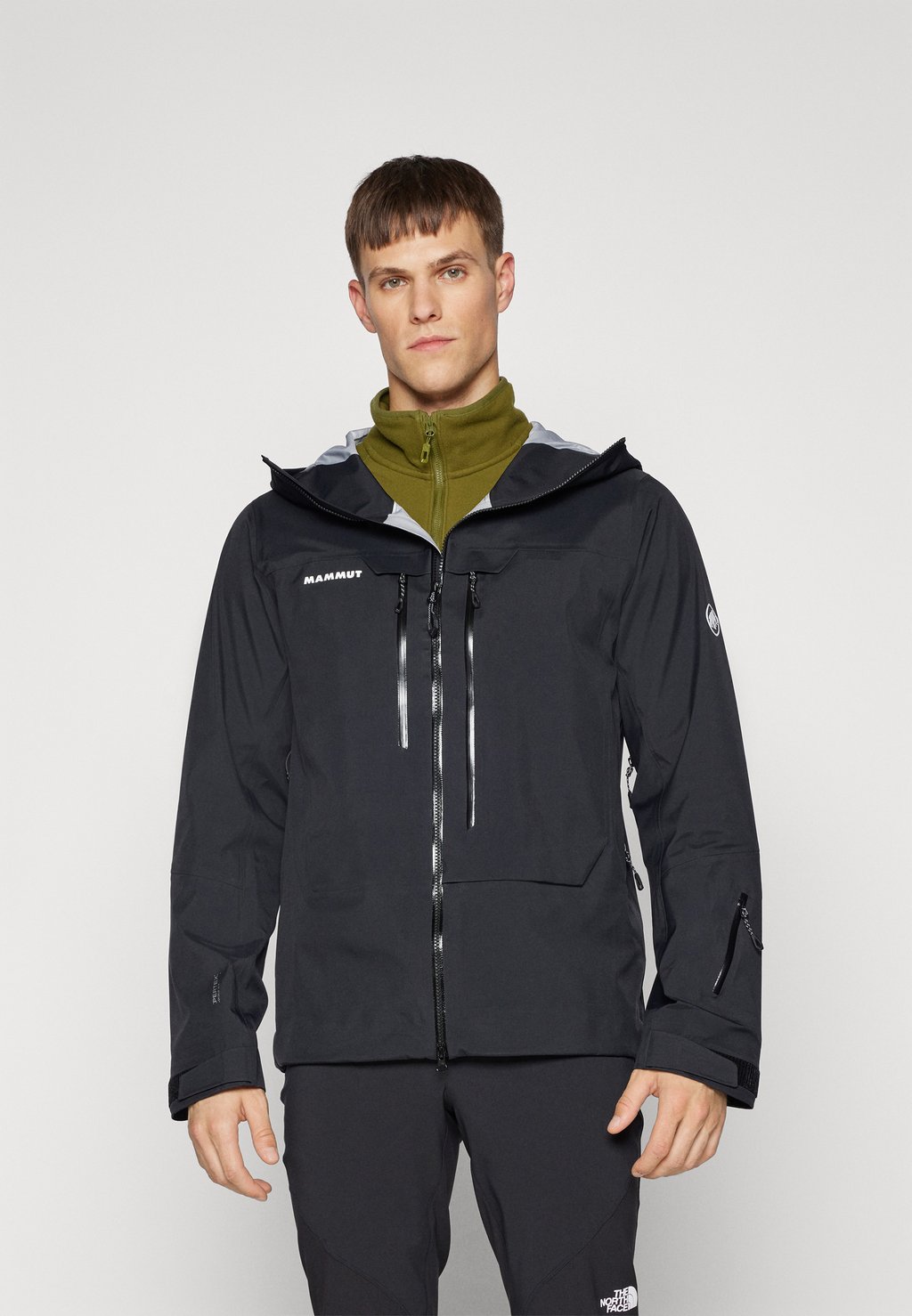 

Куртка из хардшелла HALDIGRAT AIR HOODED JACKET MEN Mammut, черный