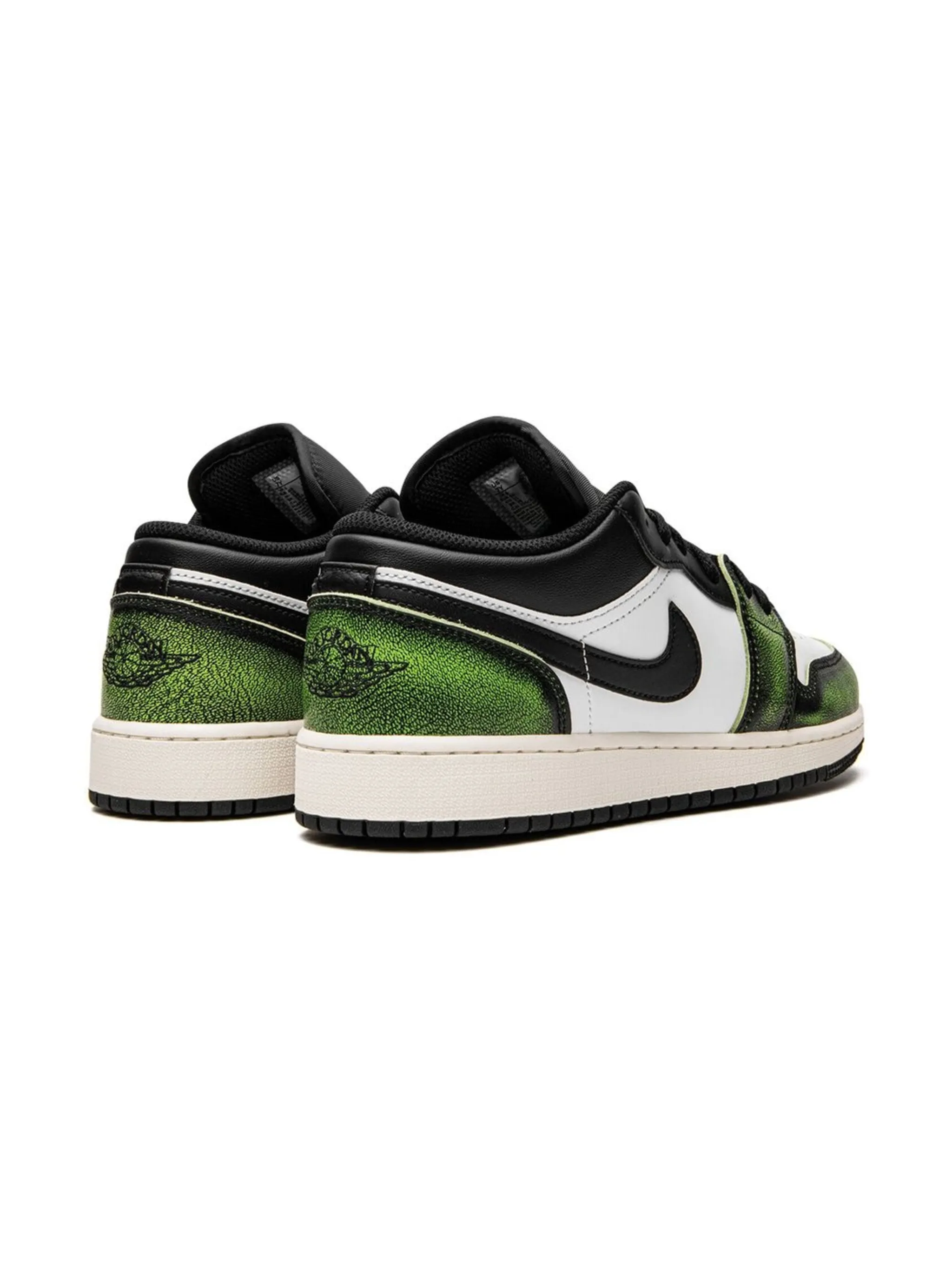 Кроссовки Air Jordan 1 Low Wear Away Jordan Kids, черный — фото 3