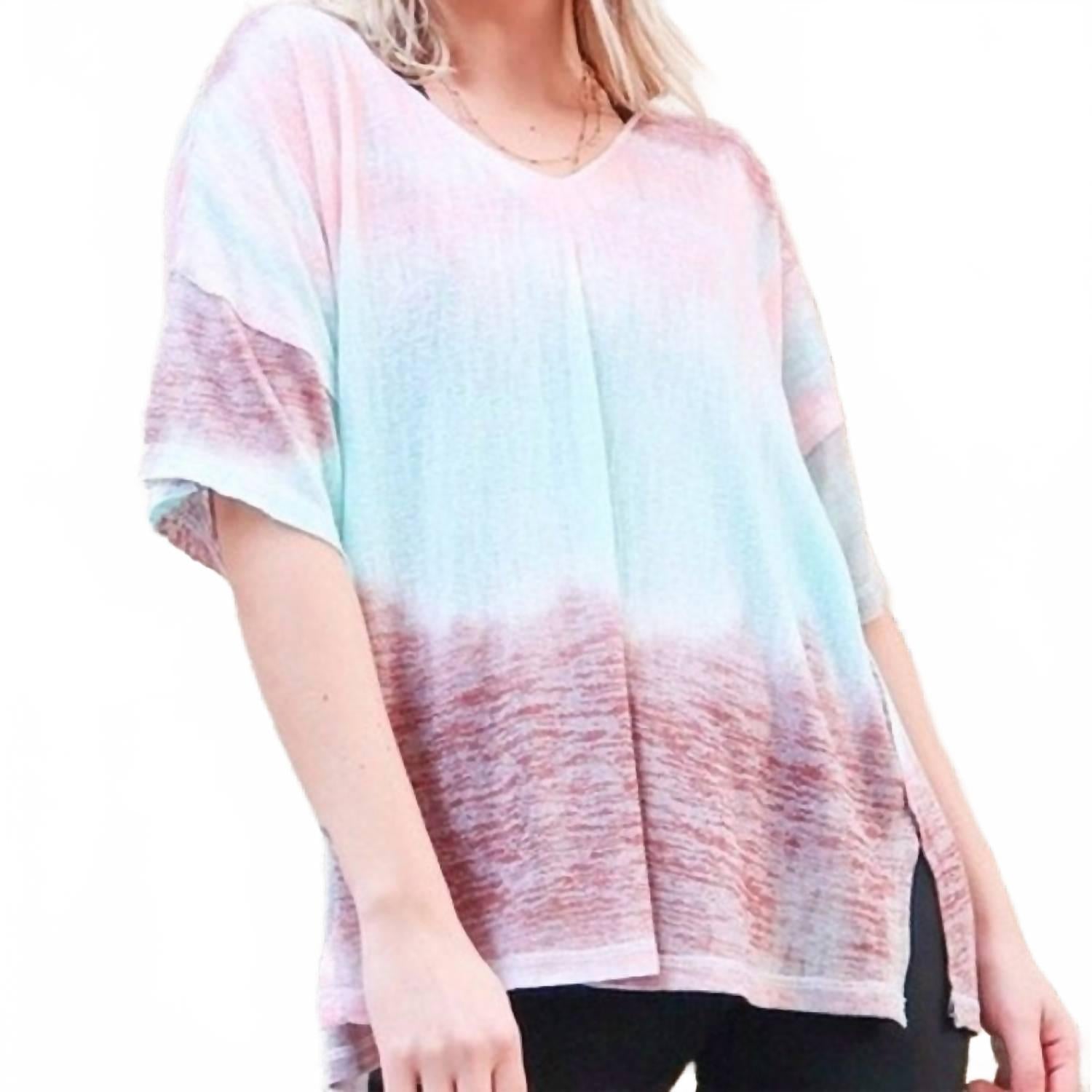 

Хлопковый винтажный топ с V-вырезом и эффектом тай-дай в розовых оттенках And The Why