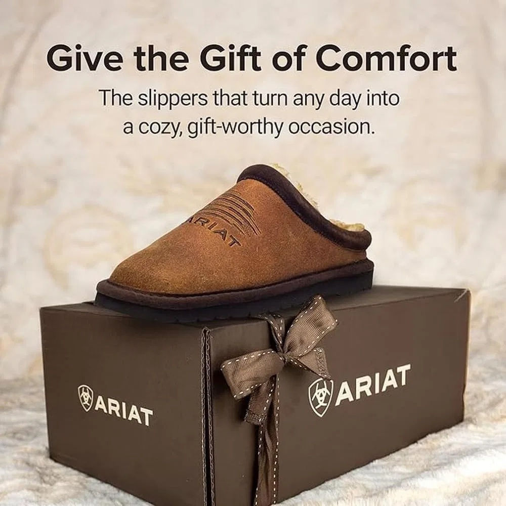Мужские удобные домашние/уличные тапочки ARIAT с квадратным носком, замшевым верхом, меховой подкладкой и дизайном «Патриот», Dusty Brown — фото 4