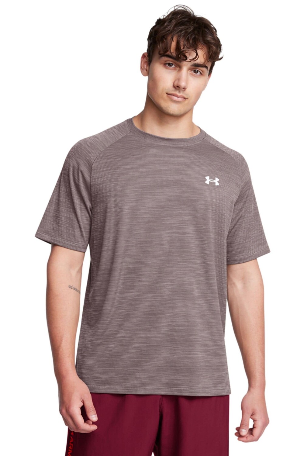 

Футболка с фактурной текстурой Under Armour, серый