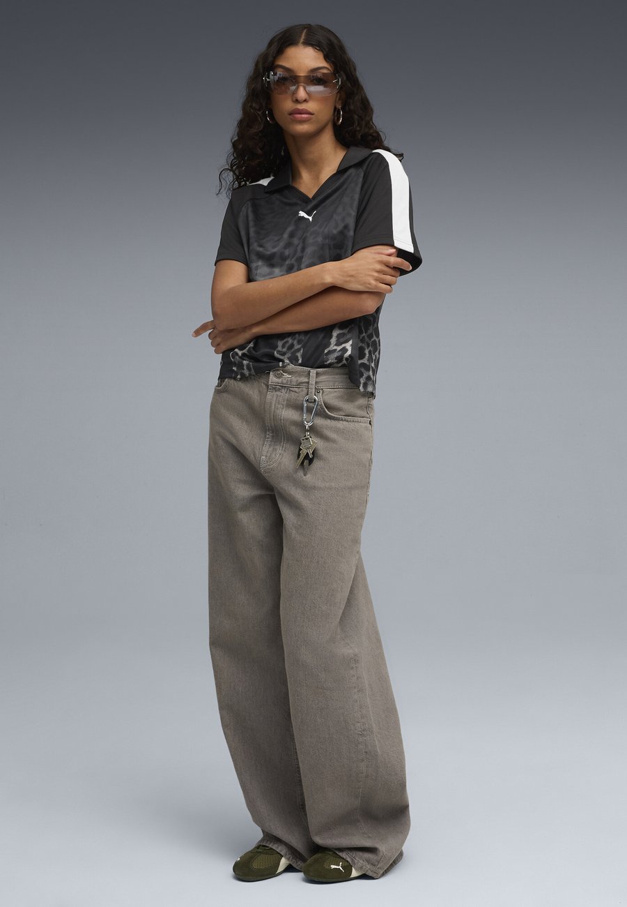 

Поло Puma T7 LEO LUXE , Black-Aop/Black