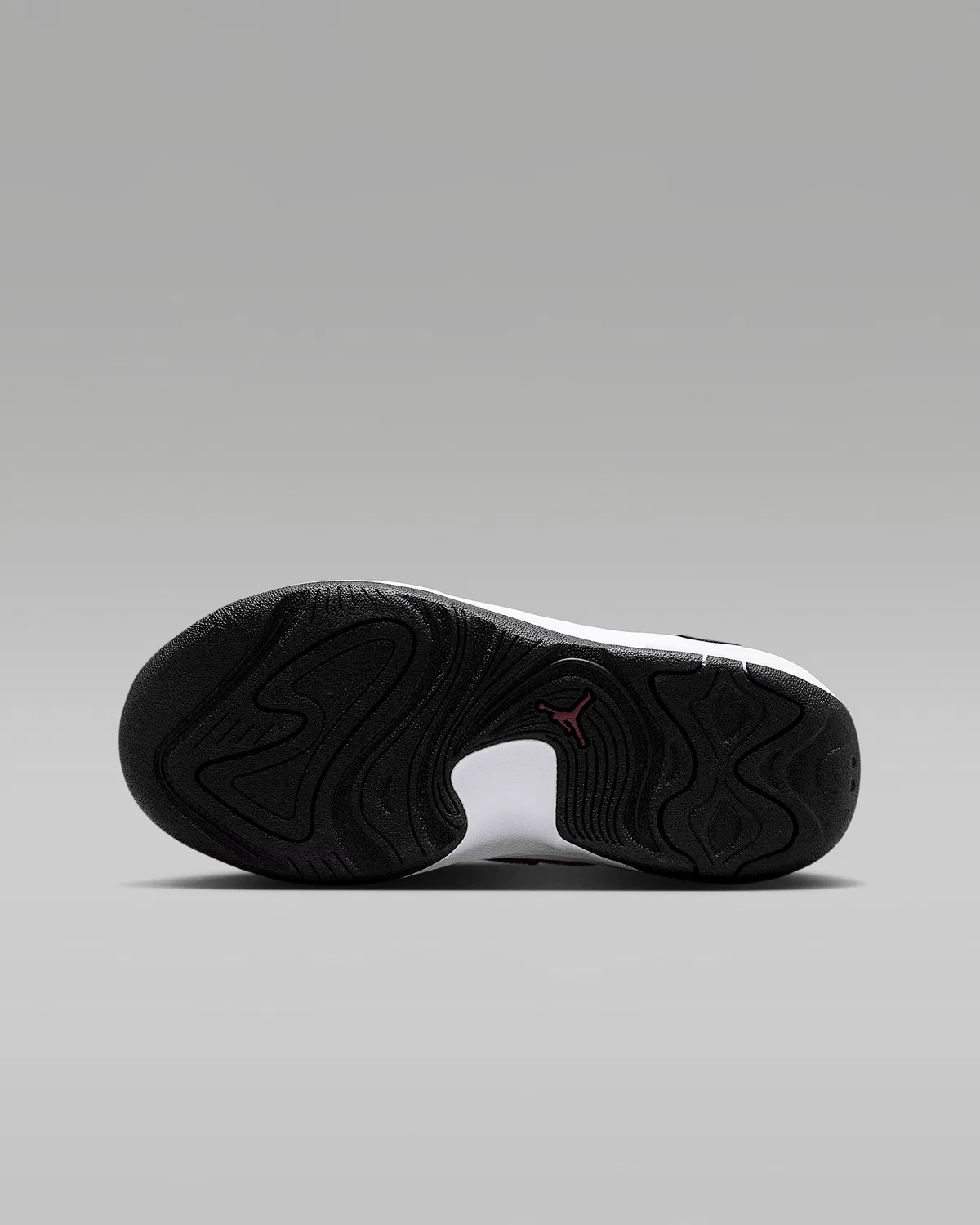 Детские кроссовки Jordan Max Aura 7, Black/White/Varsity Red — фото 2