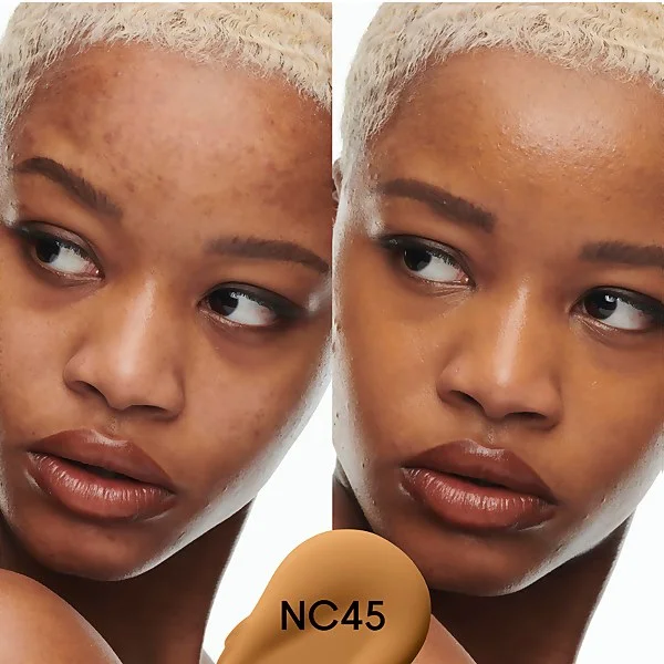 Тональная основа MAC Studio Radiance Serum-Powered, оттенок NC45 — фото 3