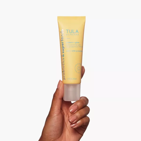 Крем для лица SPF TULA SKINCARE Защита + сияние ежедневный солнцезащитный гель широкого спектра действия — фото 4