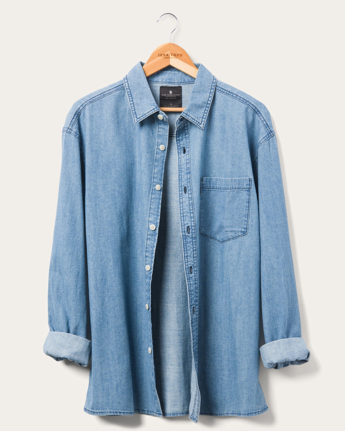 

Рубашка из твила Randell Denim Junk Food Clothing, цвет ink acid wash