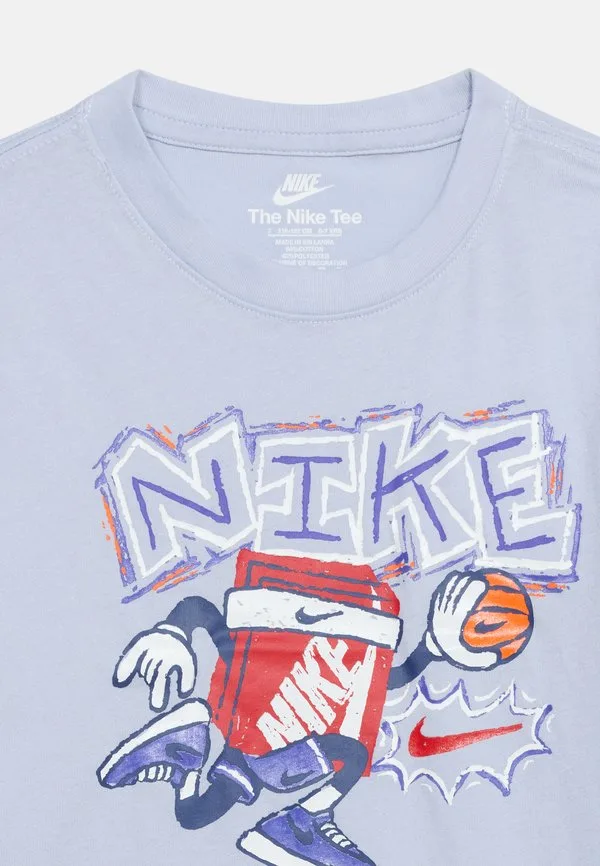 Футболка с принтом в виде мяча, мелового цвета, квадратной формы Nike Sportswear, Ghost — фото 4