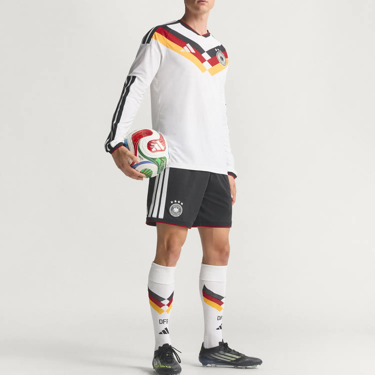 Футболка Германия 26 HOME AUTHENTIC JERSEY мужская Adidas, белый — фото 4