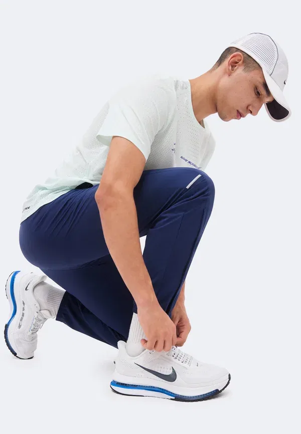 Штаны спортивные Nike Performance, цвет темно-синий — фото 4