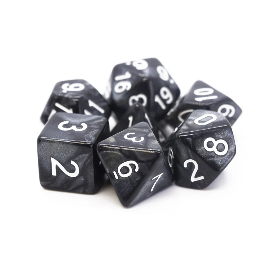 

Полиэфирный комплект Черный с белым (7), Acrylic-Resin Dice - Pearl Drop