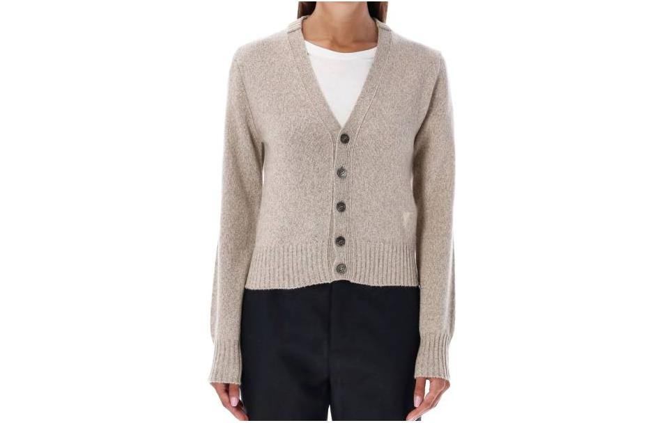 

Серый кардиган AMIPARIS с вышивкой "Парижское сердце" и застежкой на пуговицы