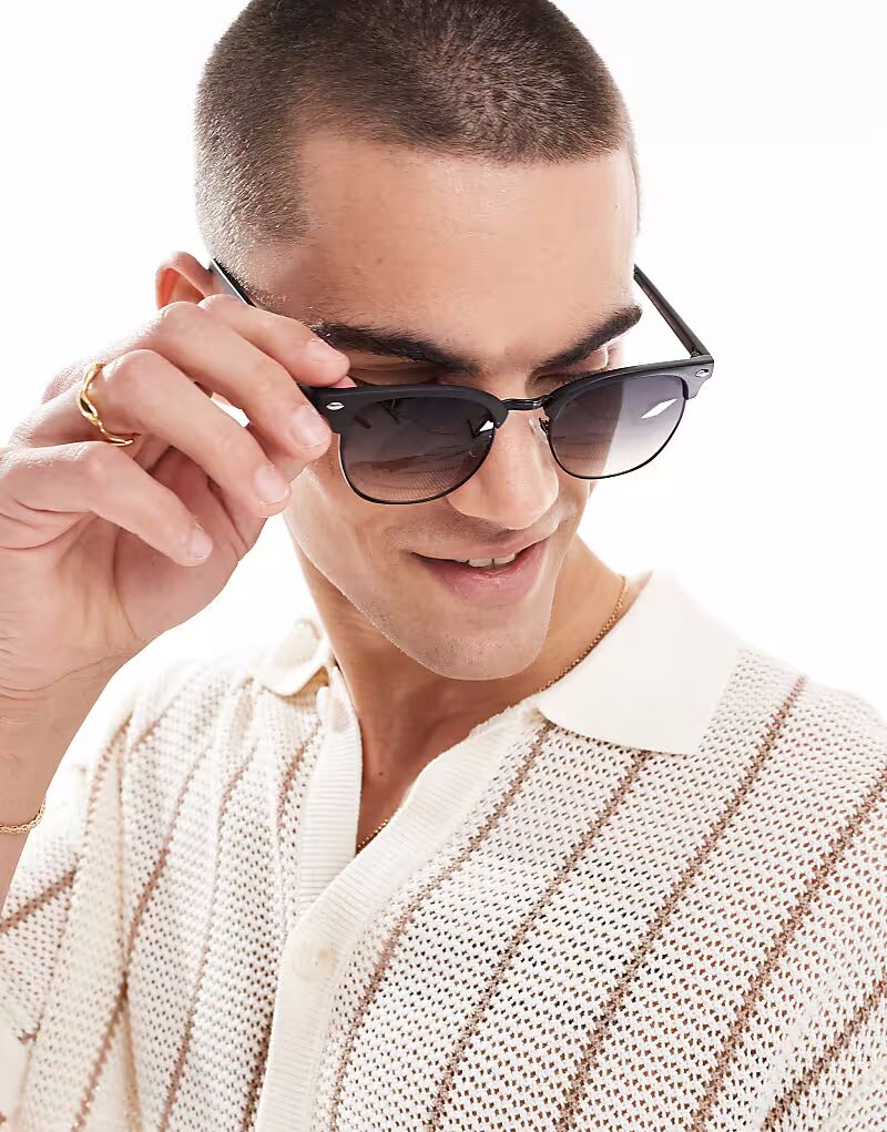 

Солнцезащитные очки ASOS DESIGN в стиле ретро с градиентными линзами черного цвета