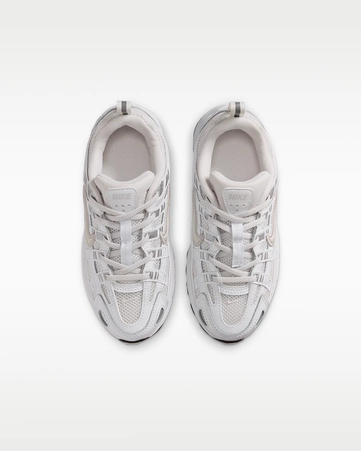 Детские кроссовки Nike P-6000, Platinum Tint/White/Metallic Silver/Platinum Tint — фото 4
