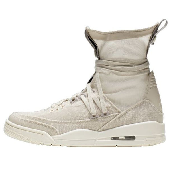 

Кроссовки 3 rtr exp lite Air Jordan, бежевый