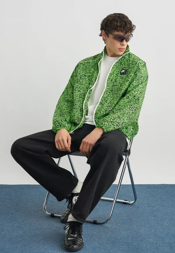 Куртка Nike Sportswear, цвет тёмно-зелёный
