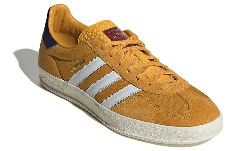 Adidas originals GAZELLE Series Обувь для скейтбординга унисекс, White/Varsity Maize — фото 3