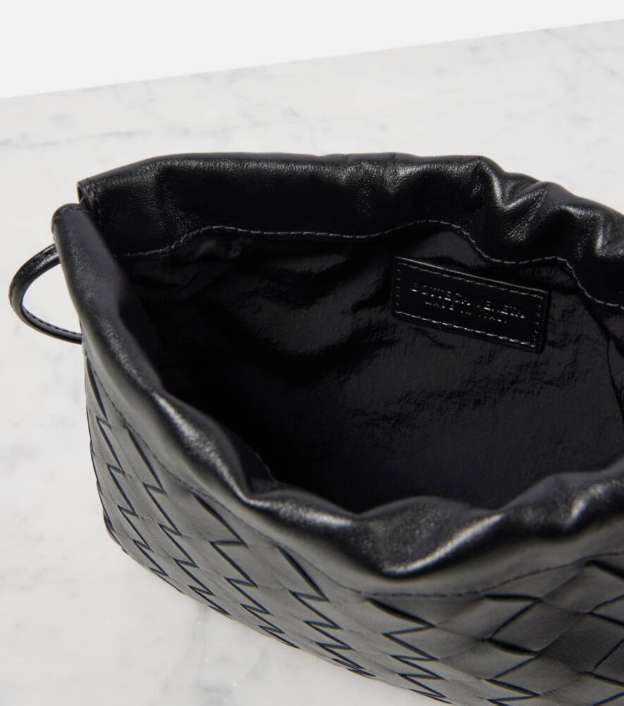 Маленькая кожаная сумка через плечо Bottega Veneta, Black-Gold — фото 3