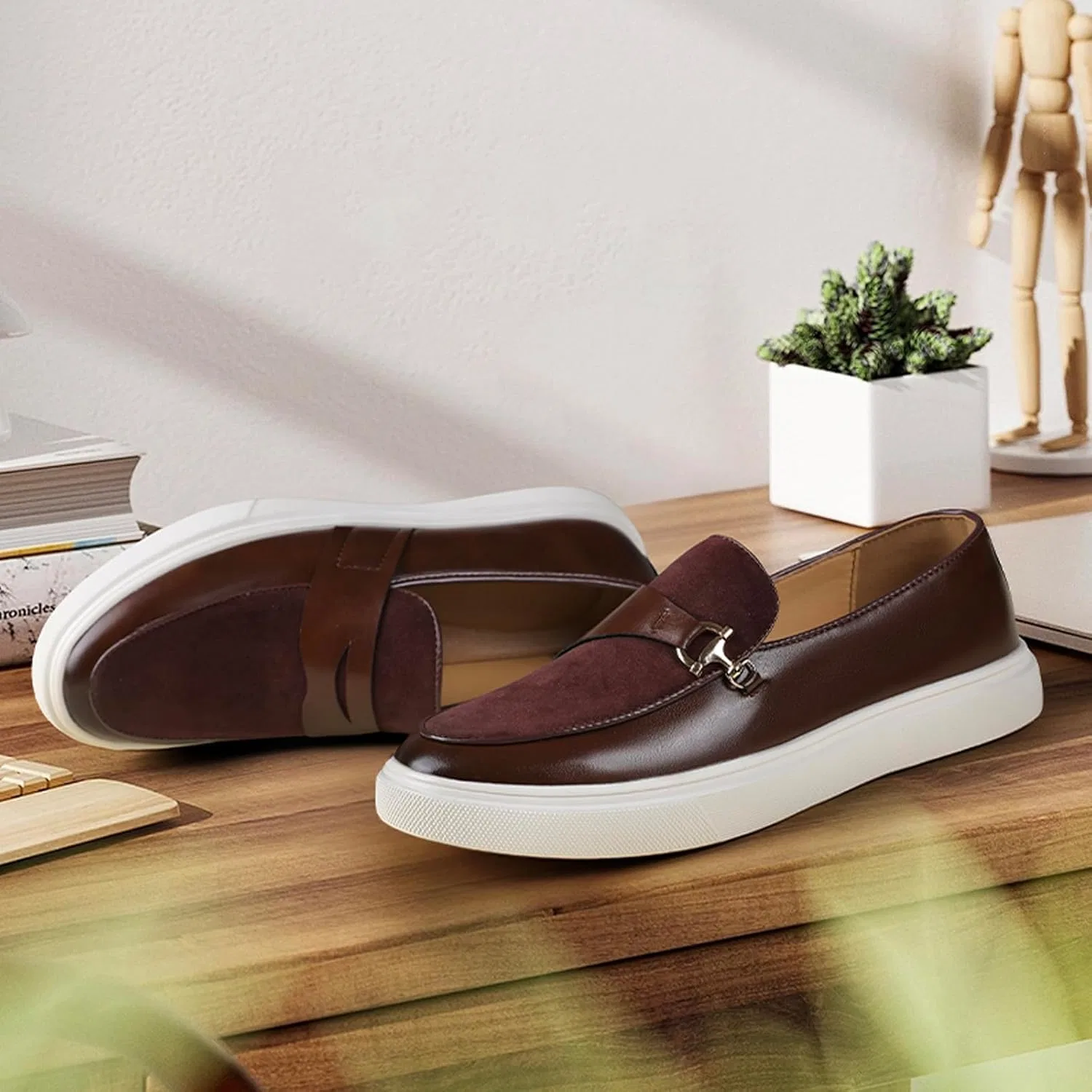 Лоферы мужские с логотипом Horsebit, бренд British Style, модель Driving Moccasins, коричневый SJIUTLYUE — фото 3