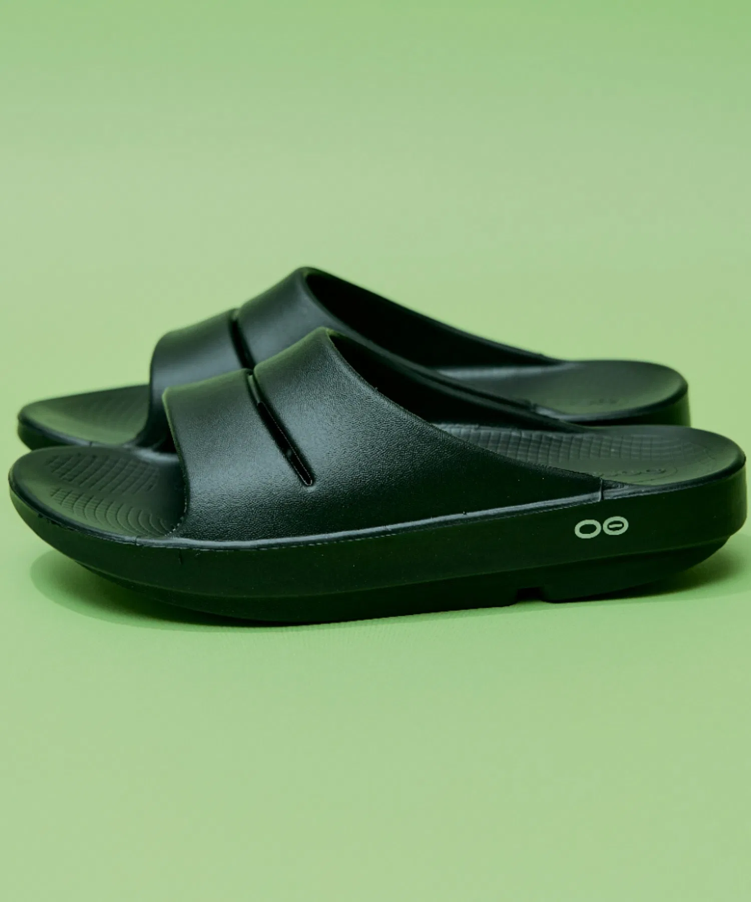 Мужские/женские сандалии OOFOS Ooahh