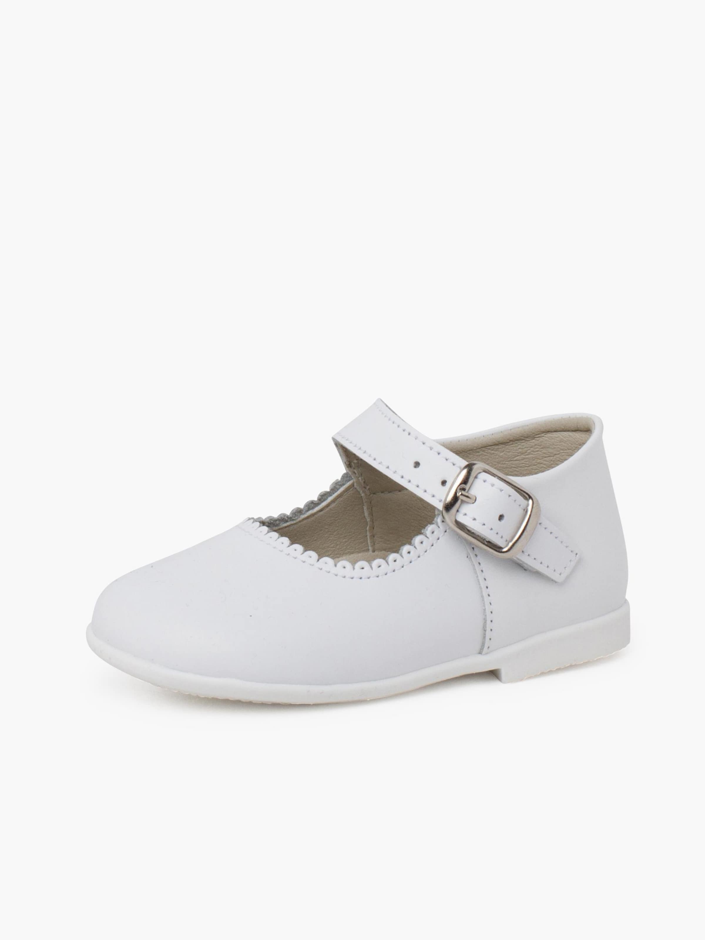 

Pisamonas Flats белого цвета