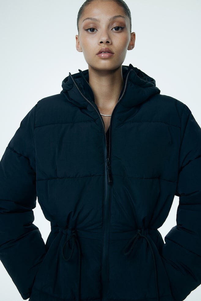 

Пуховик оверсайз на кулиске H&M, черный