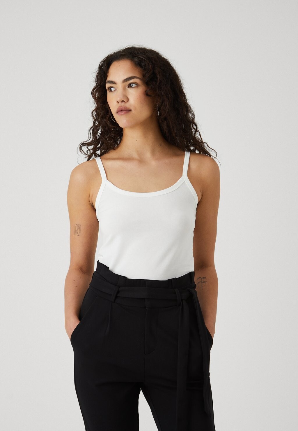

Топ VMVERA SINGLET 2 PACK Vero Moda, черный