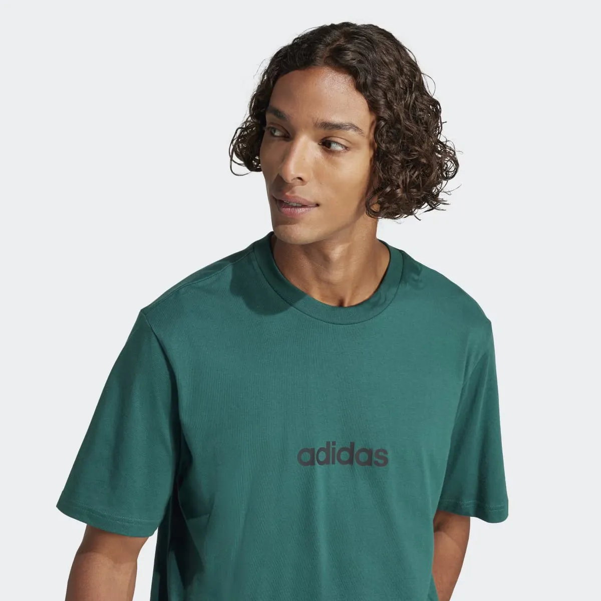 Мужская футболка Adidas Essentials Linear Single Jersey, зеленый — фото 3