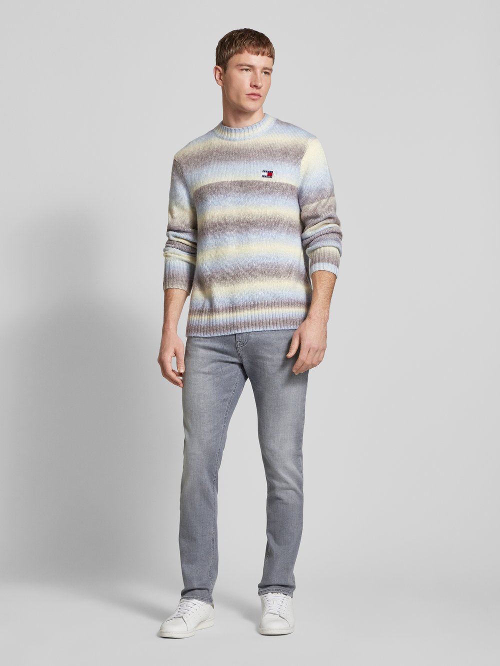 

Джинсы облегающего кроя с пятью карманами, модель «SCANTON» Tommy Jeans, черный