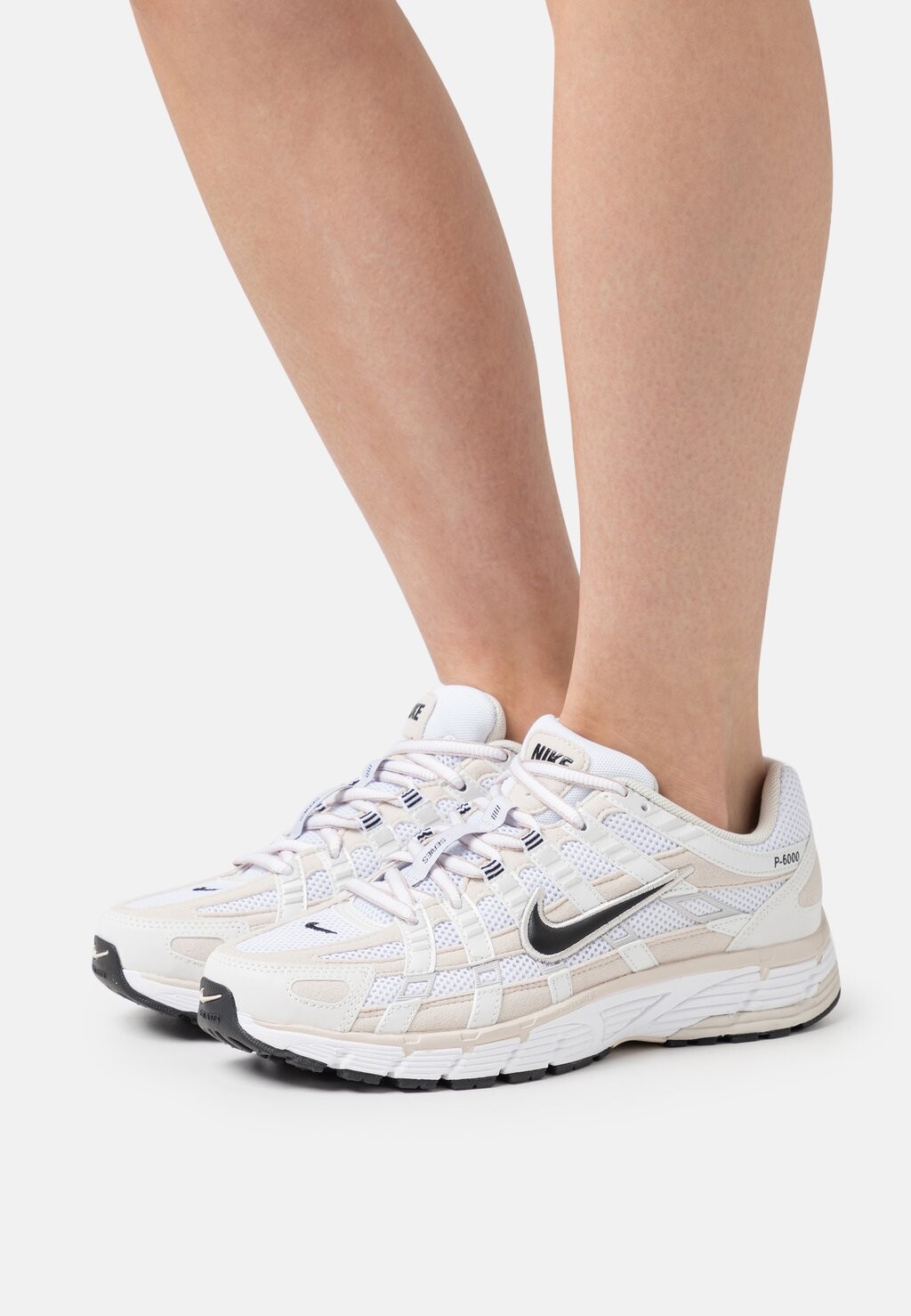 

Низкие кроссовки P-6000 UNISEX Nike, орево/черный/белый