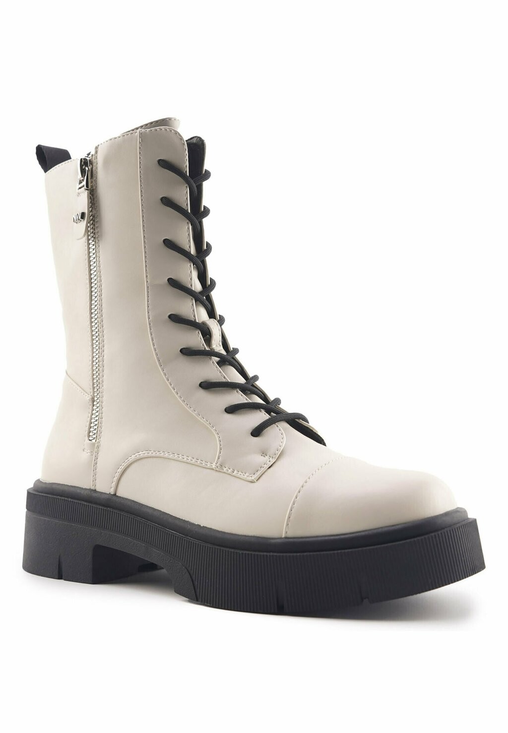 Ботильоны на платформе MILITARY Nine West, молочный