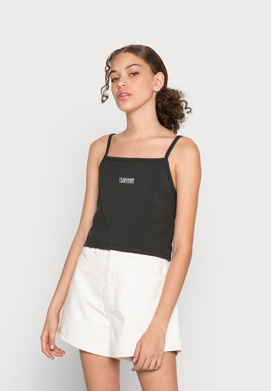 

Топ Levi's