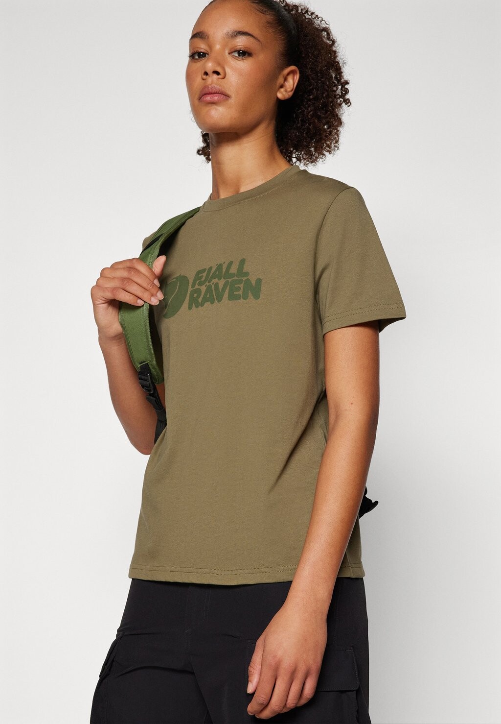 

Футболка с принтом FJÄLLRÄVEN LOGO TEE W Fjällräven, зеленый