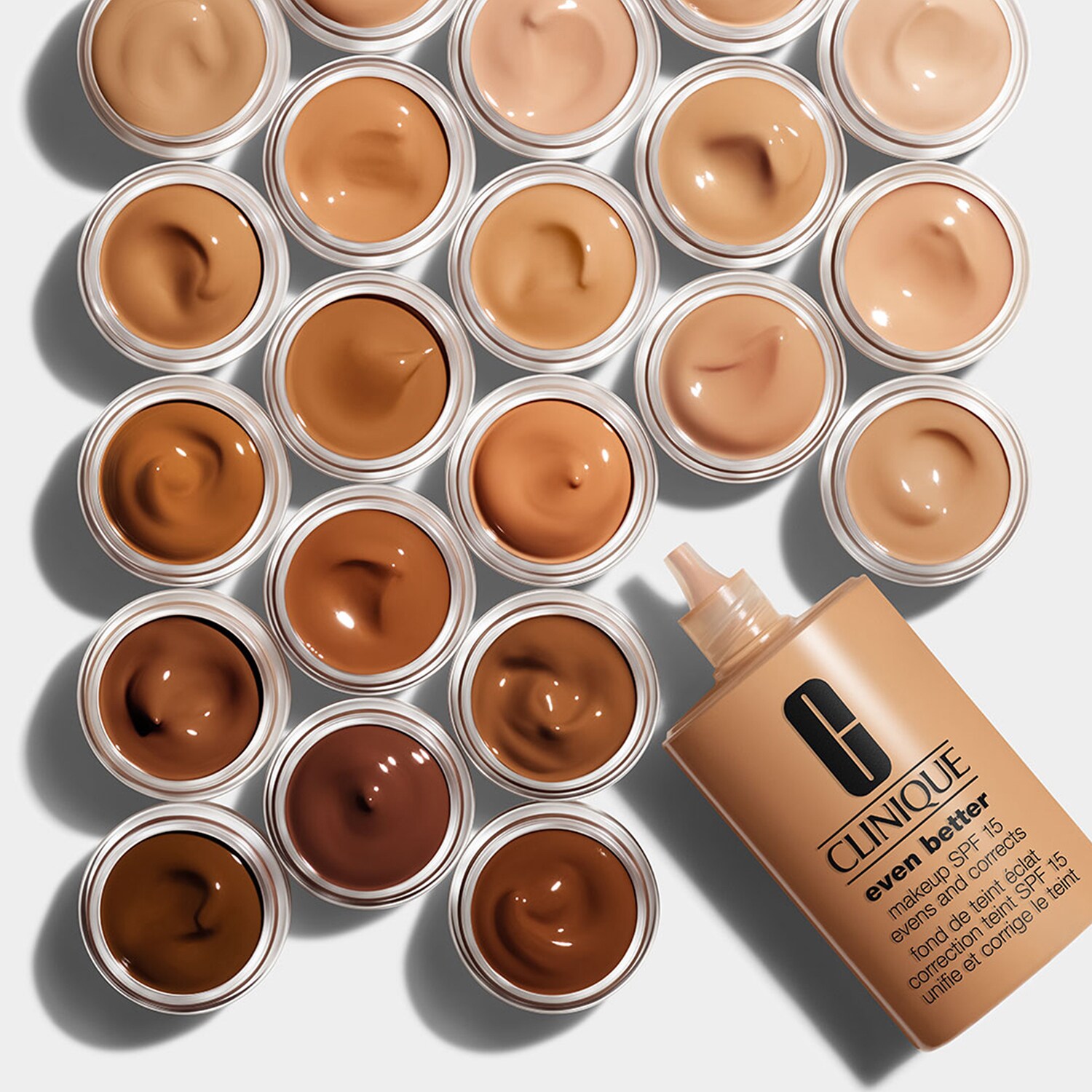 Тональная основа Even Better Makeup SPF 15 Clinique, CN 58 Honey - 30 ml — фото 4