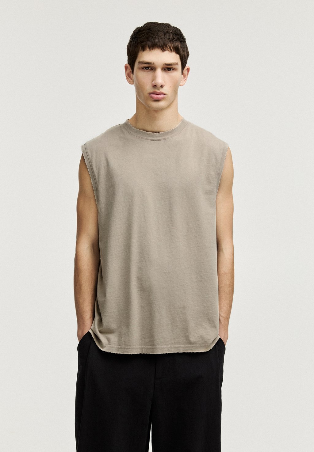 

Базовая футболка WASHED STRAPPY PULL&BEAR, песочный