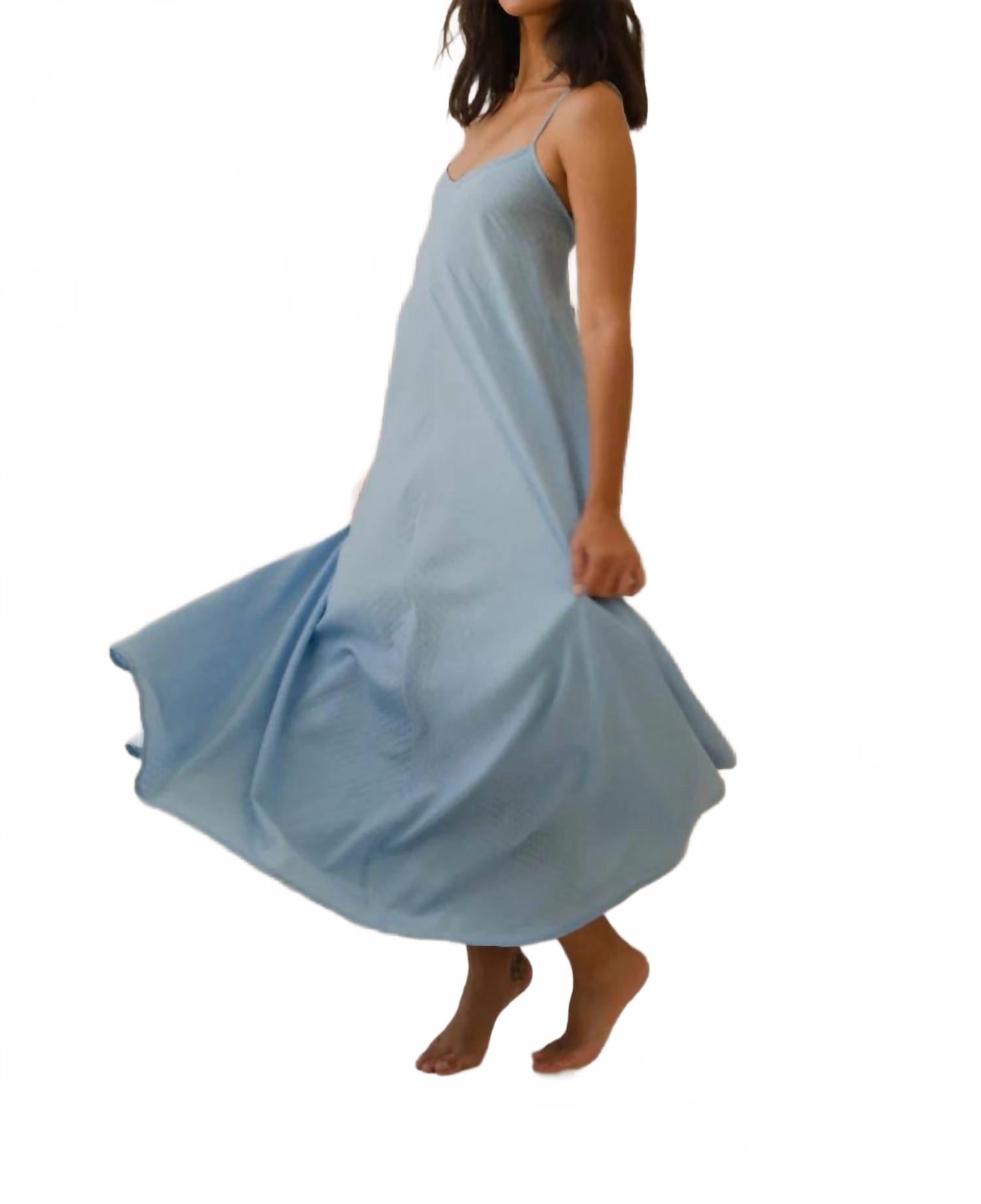 

Платье Karina с кружевной спинкой в гелио-синем цвете Erica Wilson