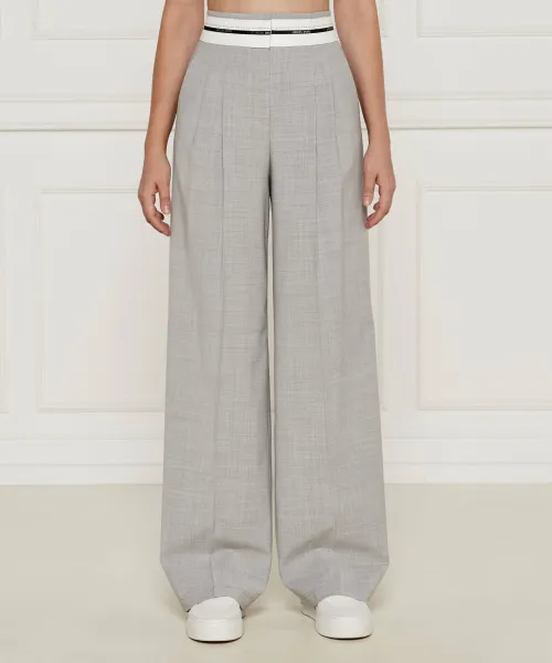 

Брюки Flare fit Marc Cain, серый