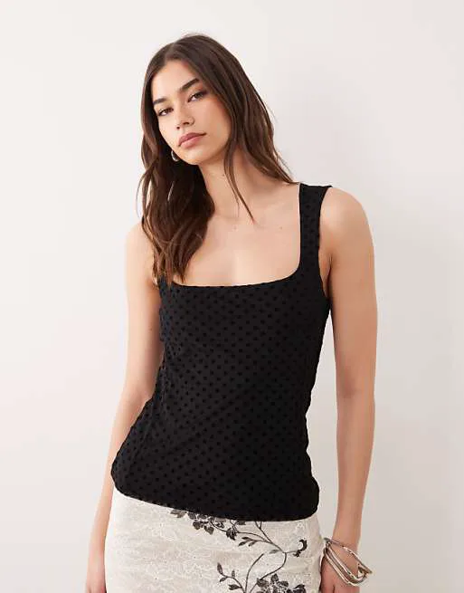 

Черный мягкий квадратный топ на бретельках ASOS DESIGN