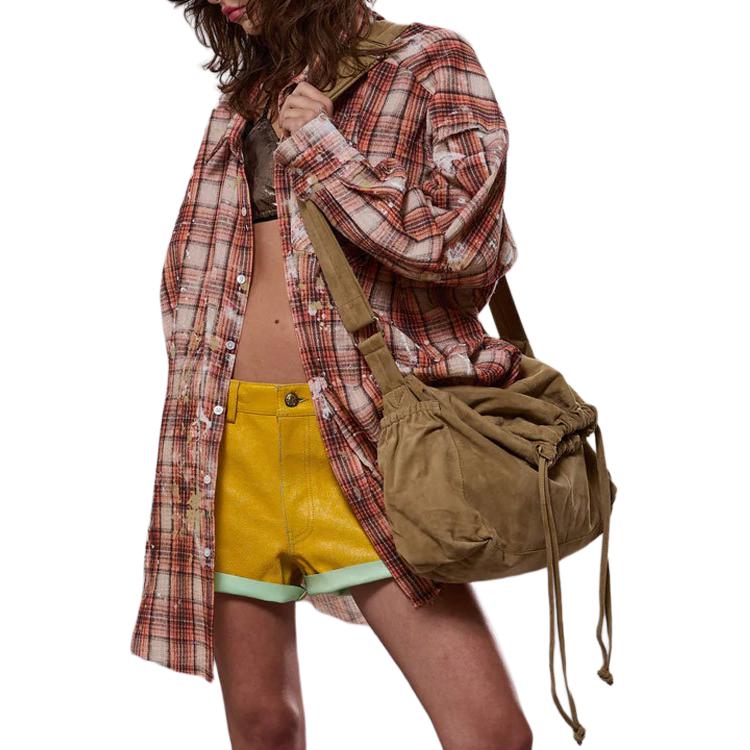 

Рубашка с рваным швом и глубоким вырезом R13, красный